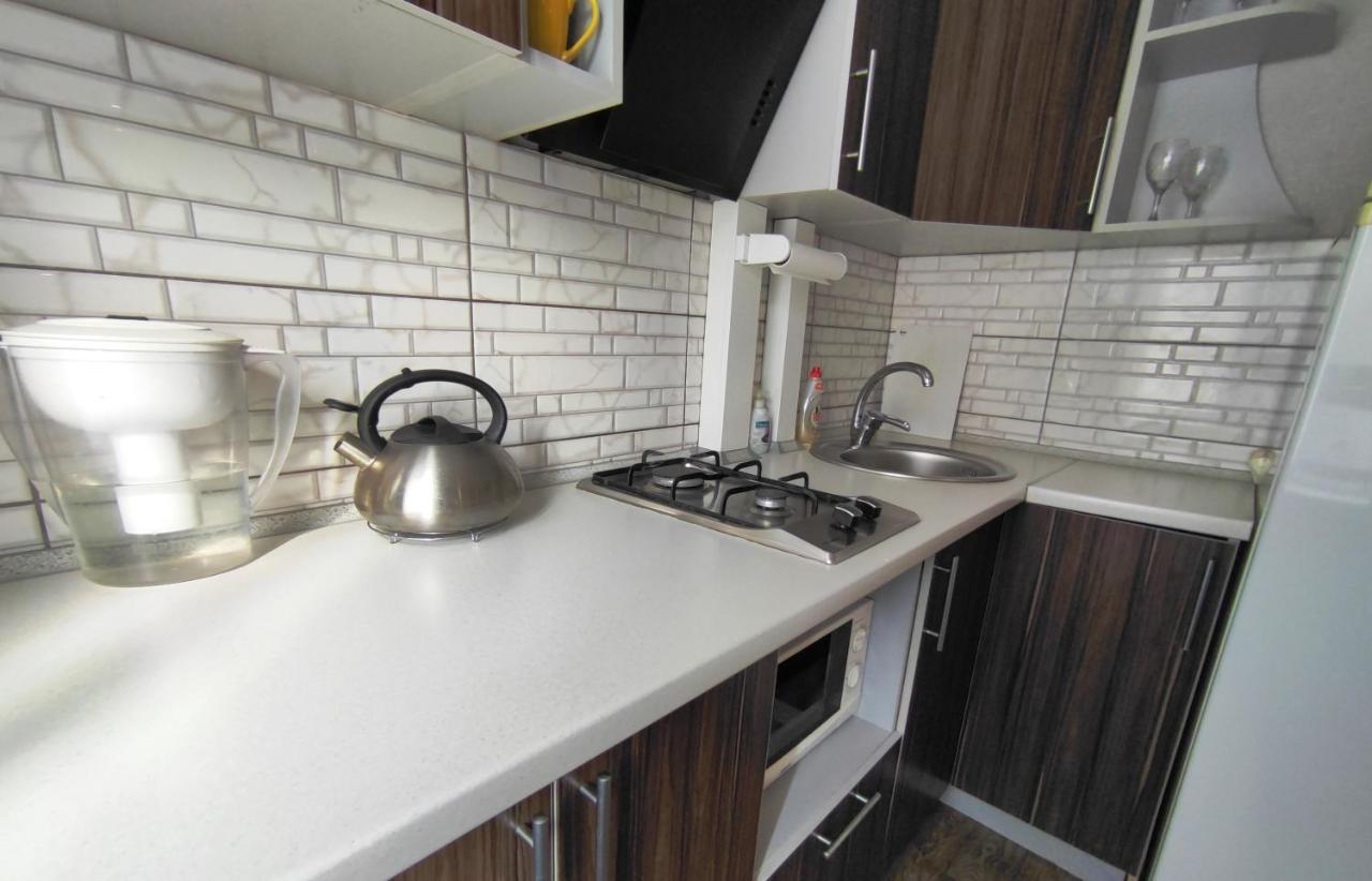 Люкс В Центре Металлургов 31 Kr Apartments Krivoi Rog Exterior foto
